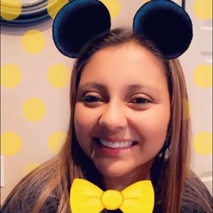 Meet your Posher, Vanessa